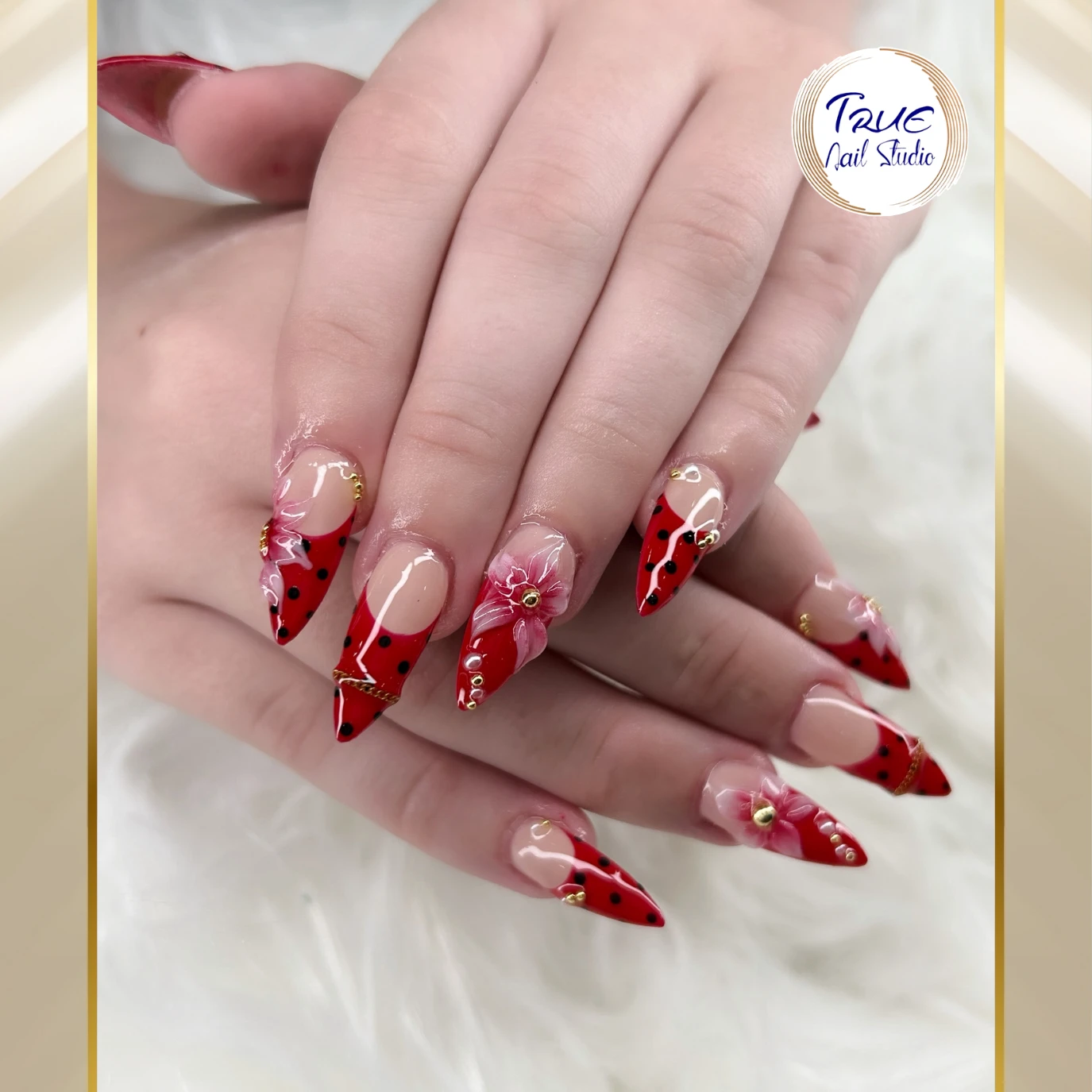True Nail Studio
